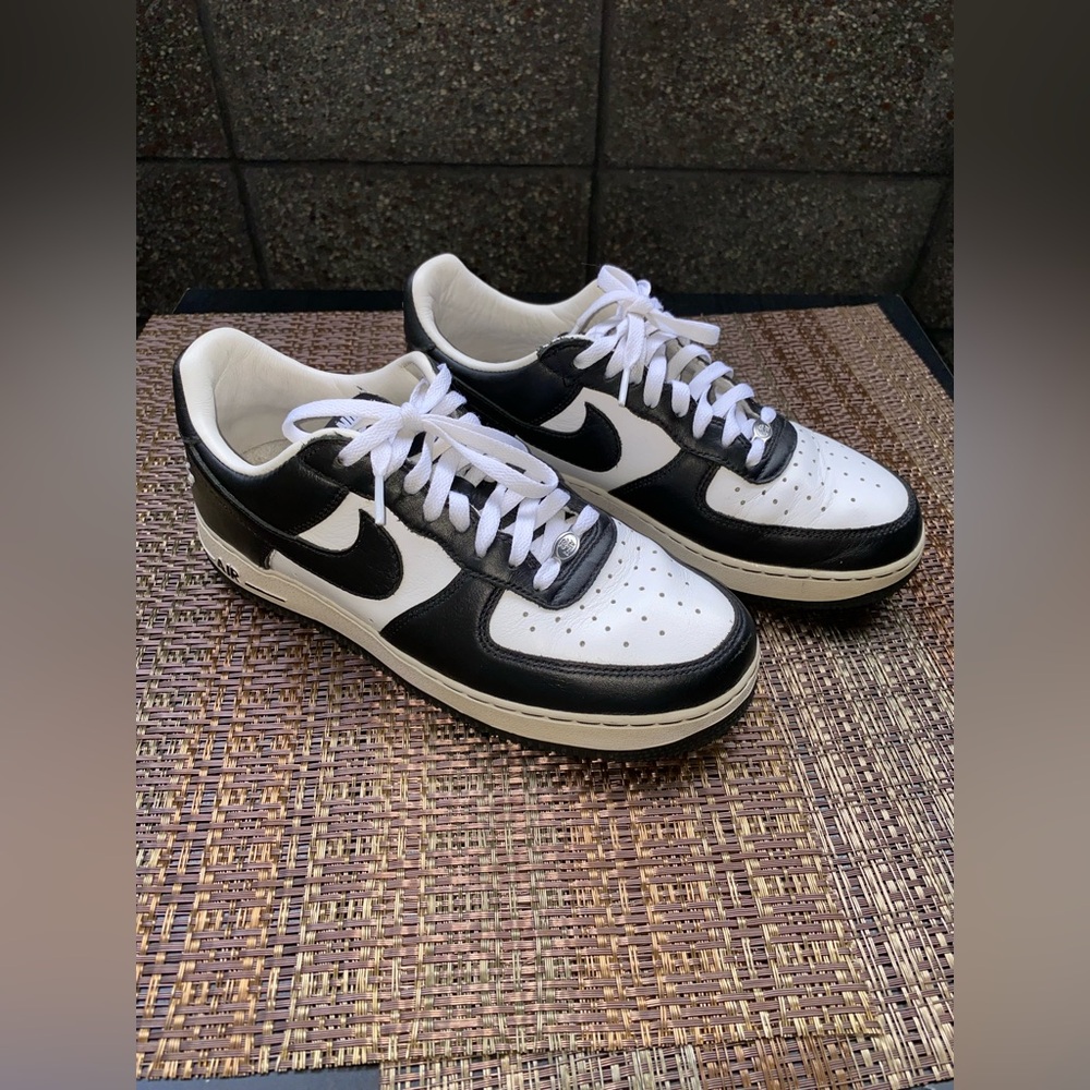 Nike Air Force 1 Low Terror Squad "Blackout" sneakers